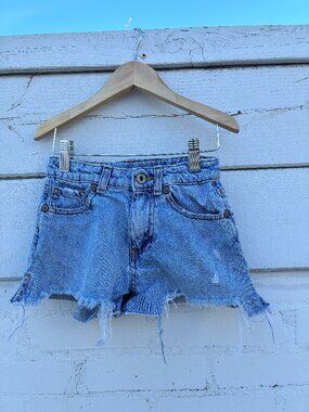 Girls Italian denim cut-off shorts size S (5)